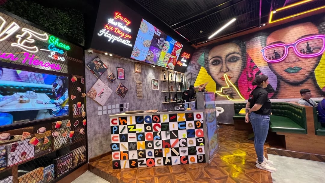 Chicago Pizza - Image 1